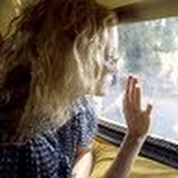 Meet your Posher, Lauren - Picture 1 of 1